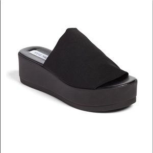 Steve Madden Slinky Platform Sandal